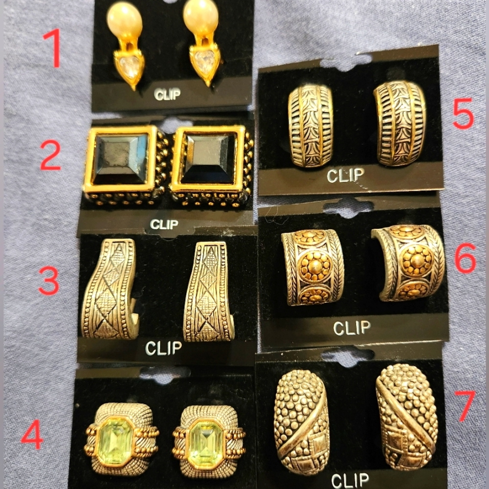 Vintage 1970s Clip-On Earrings